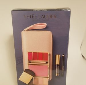 NIB ❤ Estée Lauder Travel in Style Essential Kit